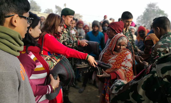 Brig Gen Sanjay Singh Bhandari, Brigade Commander of No 28 brigade, distributed 200 blankets, provided by the Gopal Pramila Trust, to the locals of Pachtaur-8 and Bargadhi-4 of Bara district on the basis of one house one blanket. 